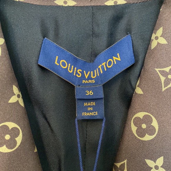 Louis Vuitton Monogram Silk Twill Blazer - 36 - Picture 11 of 11